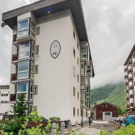 Maska Cervinia